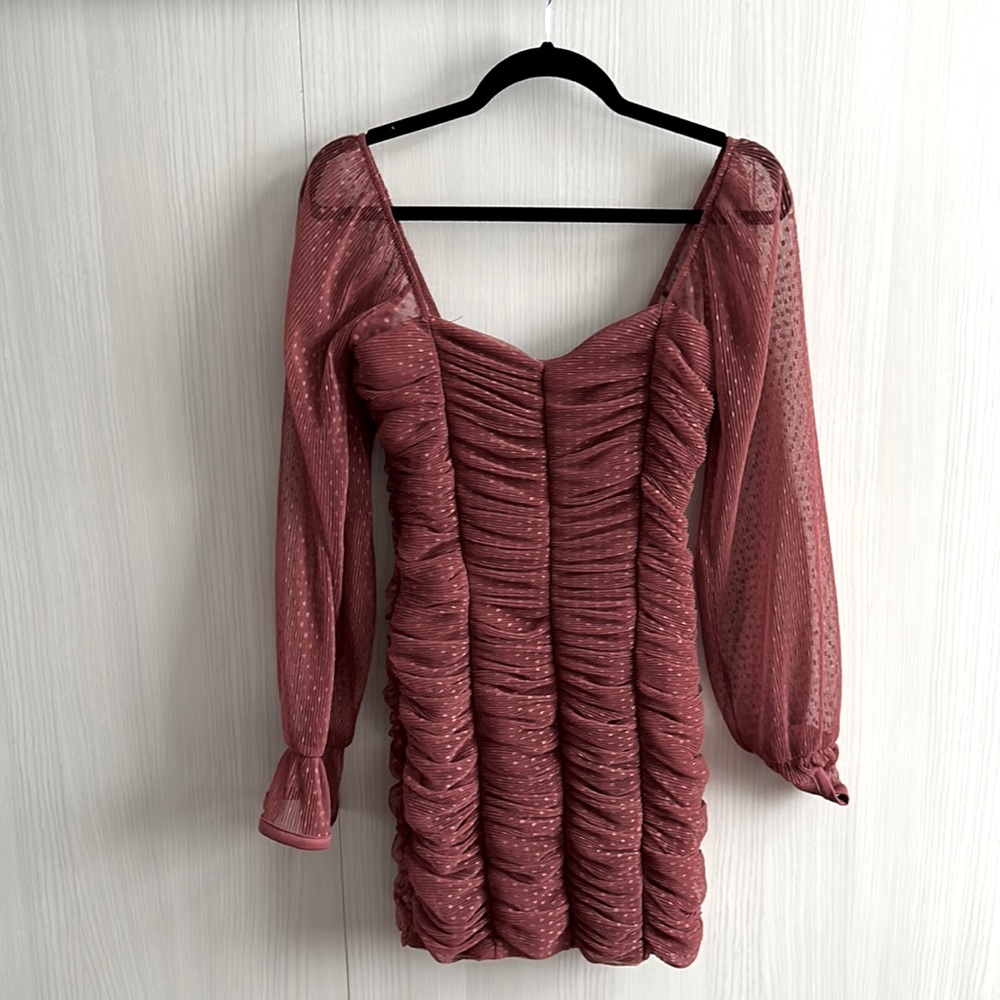 NWOT Revamped bell sleeve rusched mini dress dusty rose size m